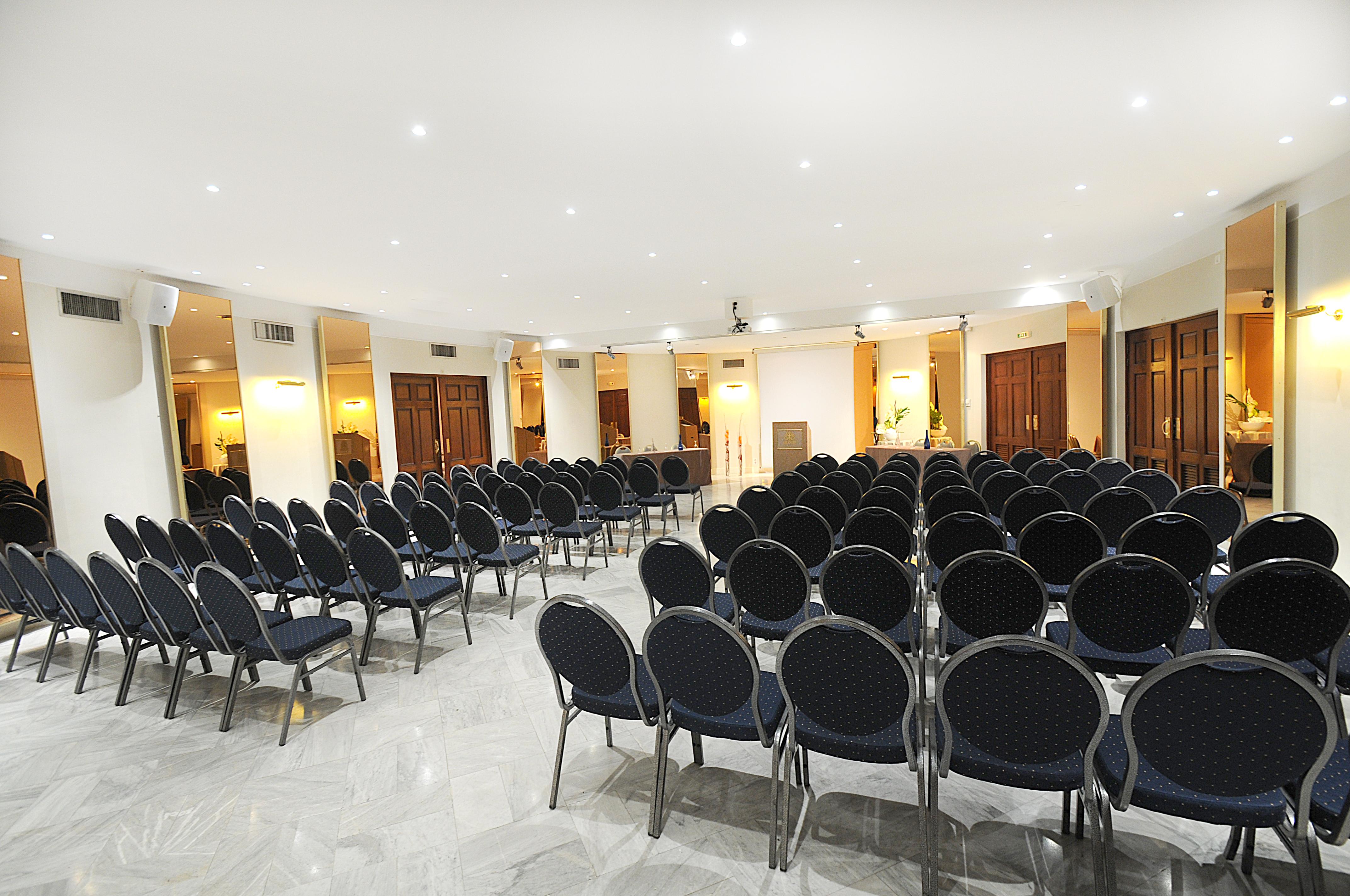 Gounod Hotel 4*